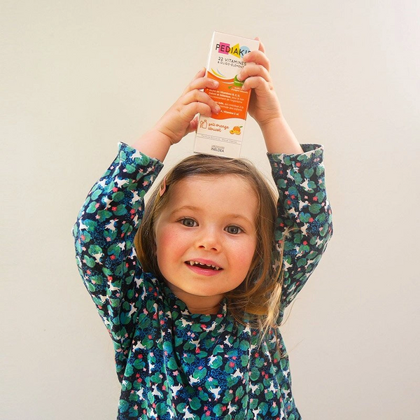 PEDIAKID 22 VITAMINES & OLIGO-ELEMENTS Питний 22 вітаміни та оліго-елементи для здорового фізичного розвитку, 250мл 0000002843 фото